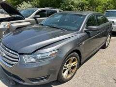 2013  FORD  Taurus  SEL