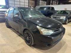 2010 FORD Focus SES