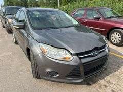 2013  FORD  Focus  SE