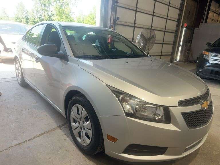 2014 CHEVROLET Cruze 1LS 1G1PA5SH1E7335271