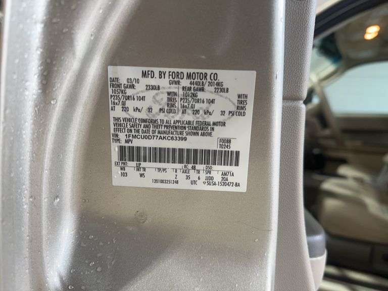 2010  FORD  Escape  XLT