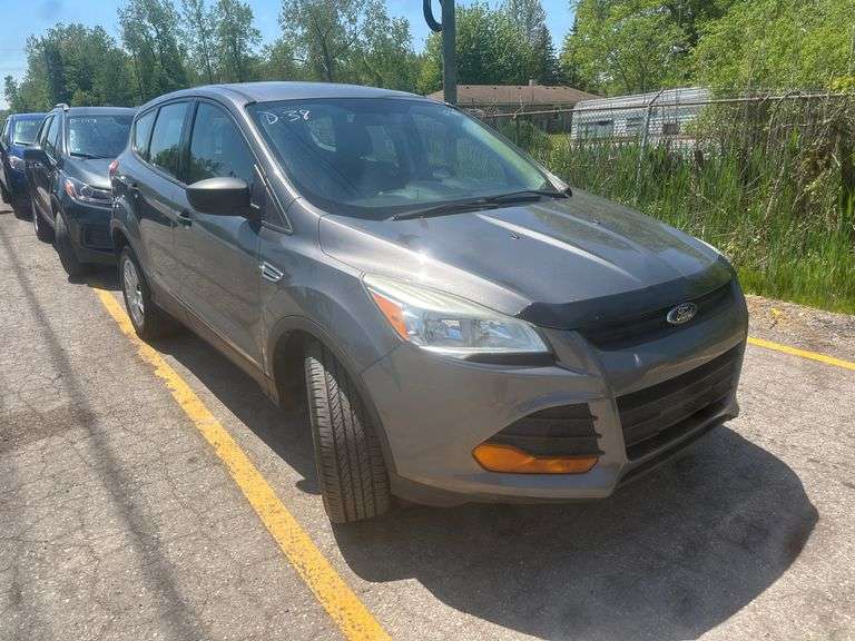 2013  FORD  Escape  SE