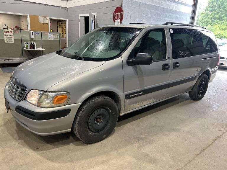 1999  CHEVROLET  Venture  -