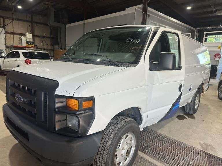 2011  FORD  E-250  Flex Fuel