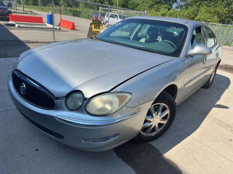 2006 BUICK LaCrosse CXL 2G4WD582861246353 VMI-2526-1996-MI