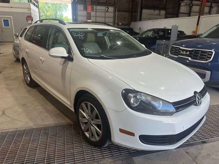 2013  VOLKSWAGEN  Jetta SportWagen  TDI