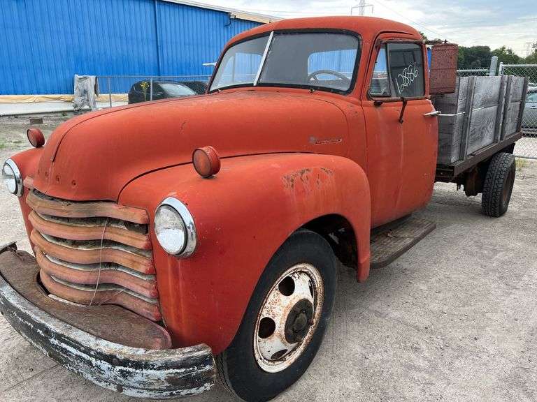 1952 Chevy Stake truck - 1VKD1432