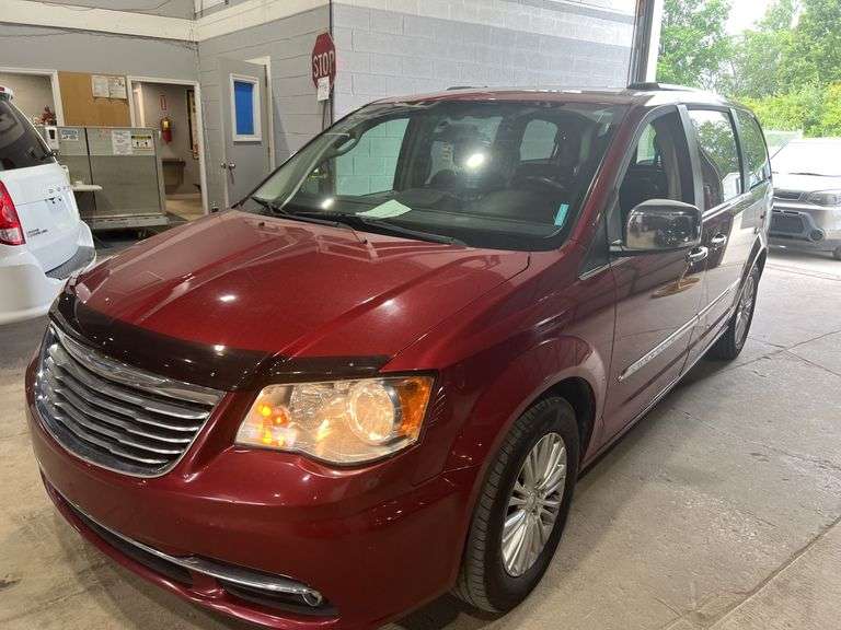 2016 CHRYSLER Town and Country Limited 2C4RC1JG7GR133998