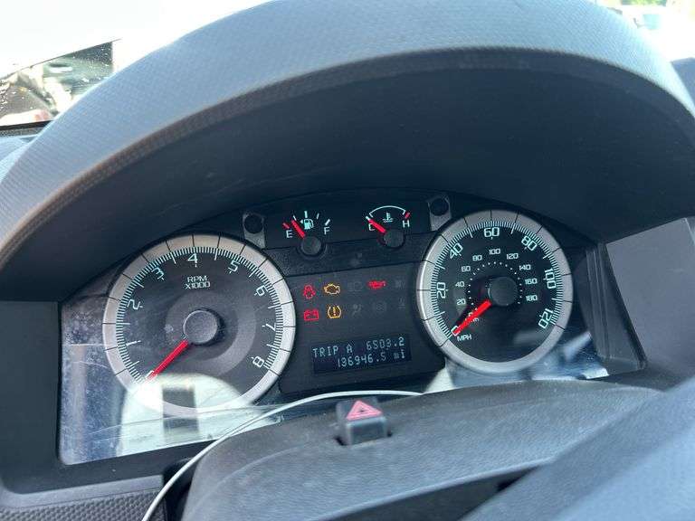 2010  FORD  Escape  Xlt