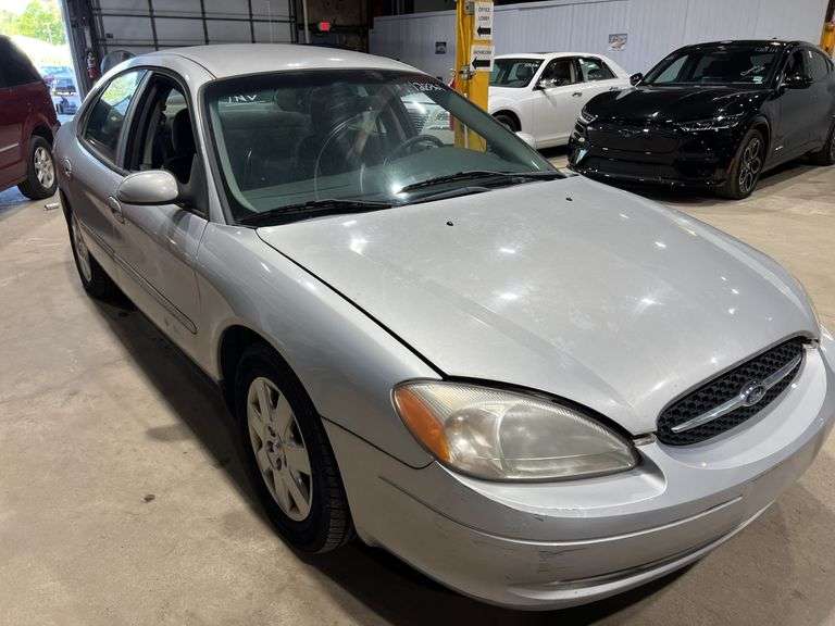 2000 FORD Taurus Se 1FAFP53U0YG269237