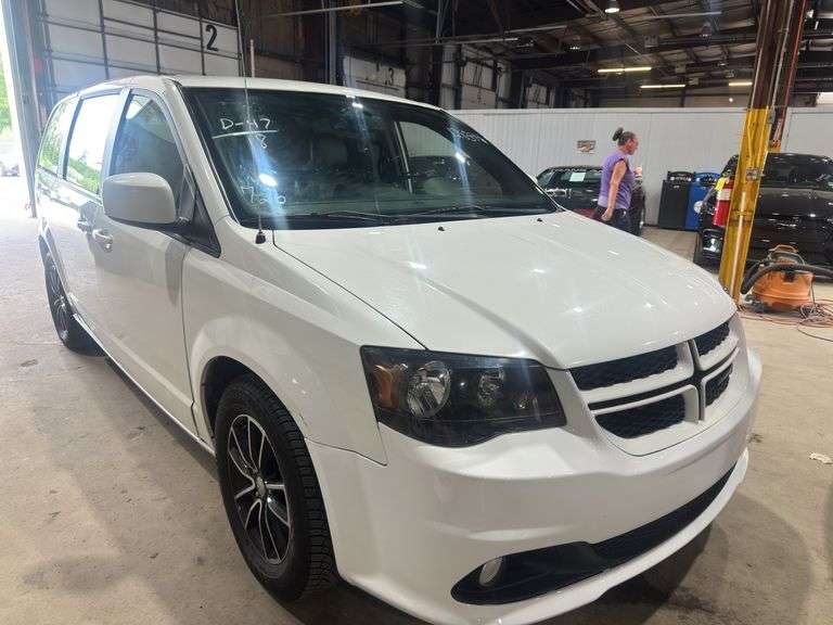 2018 DODGE Grand Caravan RT 2C4RDGEG9JR165840