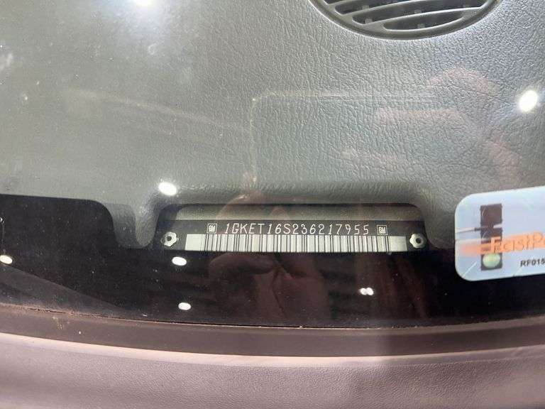 2003  GMC  Envoy  XL