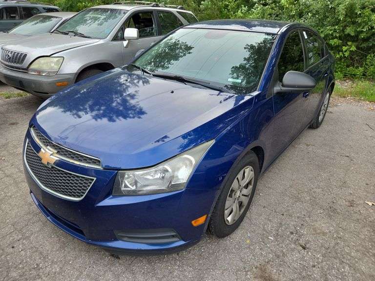 2013  CHEVROLET  Cruze  1LS