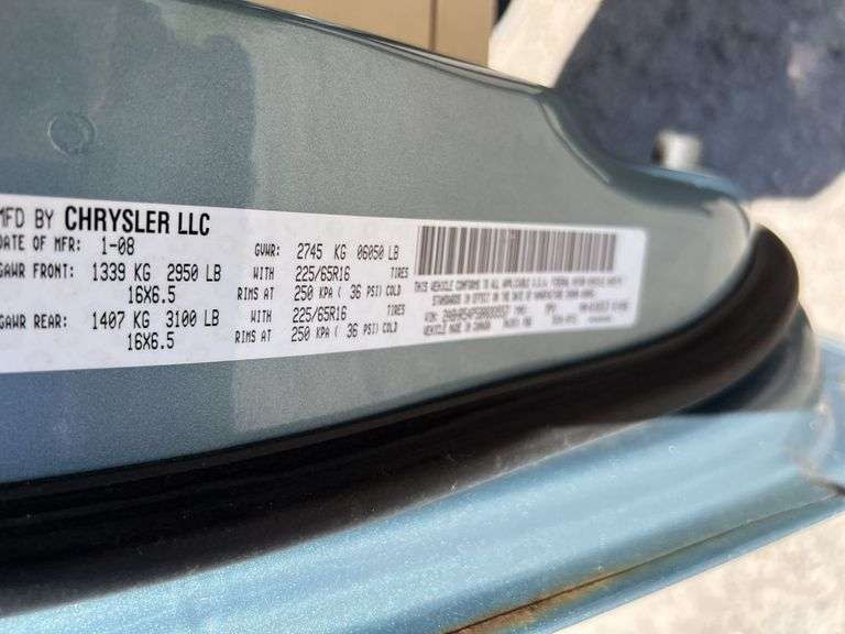 2008 CHRYSLER Town and Country Touring/Signature  2A8HR54P58R693557 VMI-2525-2128-MI