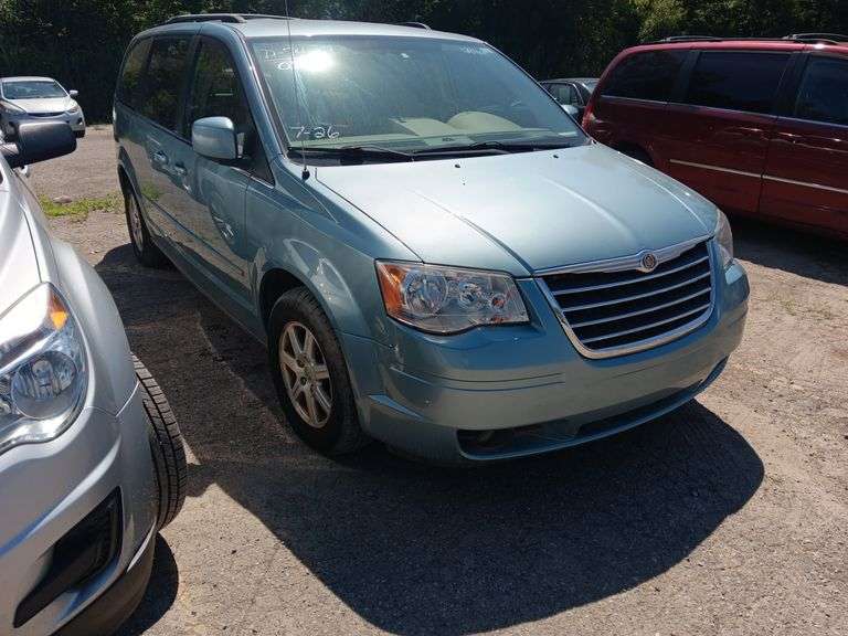 2008 CHRYSLER Town and Country Touring/Signature  2A8HR54P58R693557 VMI-2525-2128-MI