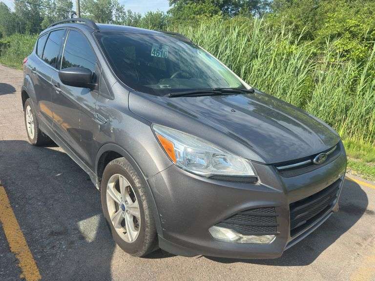 2014  FORD  Escape  SE