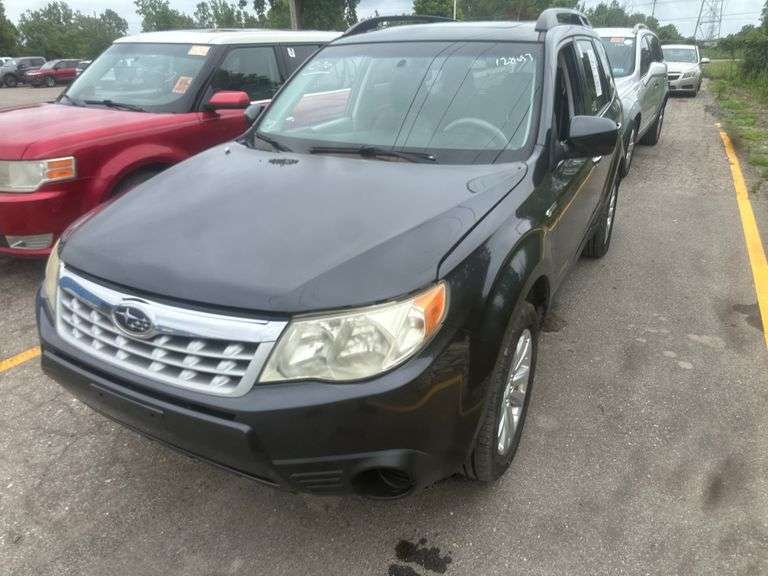2012  SUBARU  Forester  Premium AWP