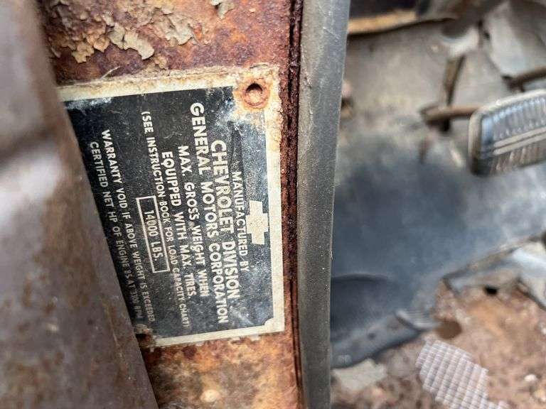 1952  Chevy  Stake truck  -
