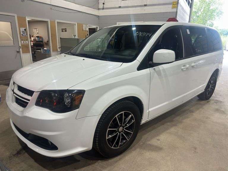 2018 DODGE Grand Caravan RT 2C4RDGEG9JR165840