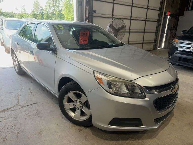 2015 CHEVROLET Malibu LS (1LS) 1G11B5SL5FU150571