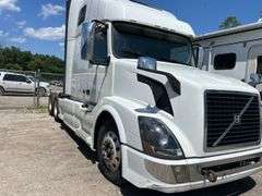 2016  VOLVO TRUCK  VNL  -