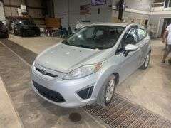 2012  FORD  Fiesta  SE