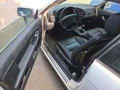 1993 BMW 318iS NO TRIM WBABE5319PJA04256 MIW-2529-0559-MI