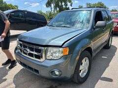 2010  FORD  Escape  Xlt