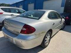 2006 BUICK LaCrosse CXL 2G4WD582861246353 VMI-2526-1996-MI