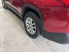 2018 CHEVROLET Traverse LT 1GNEVGKWXJJ147981