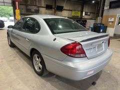 2004 FORD Taurus SE 1FAHP55U04A137078 OCN4456