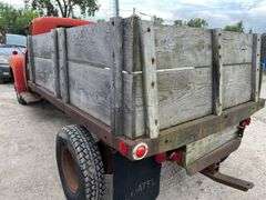 1952 Chevy Stake truck - 1VKD1432