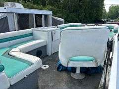 1991 HURRICANE FUN DECK boat GDYG5843F191