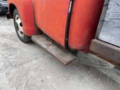 1952 Chevy Stake truck - 1VKD1432