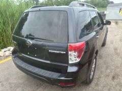 2012  SUBARU  Forester  Premium AWP