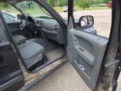 2005 JEEP Liberty Renegade 1J4GL38K45W631538 VMI-2528-0243-MI