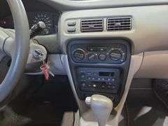 2001 CHEVROLET Geo Prizm LSI 1Y1SK52871Z405252