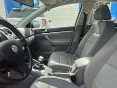 2007  VOLKSWAGEN  Jetta  2.5