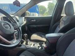 2014 JEEP Cherokee Latitude 1C4PJMCS5EW203812