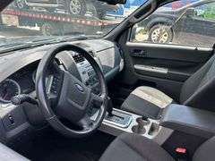 2010  FORD  Escape  Xlt