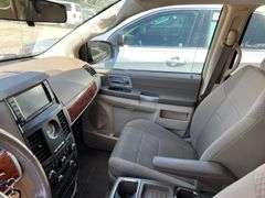 2008 CHRYSLER Town and Country Touring/Signature  2A8HR54P58R693557 VMI-2525-2128-MI