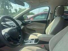 2017 FORD Escape SE 1FMCU0GD5HUA83810