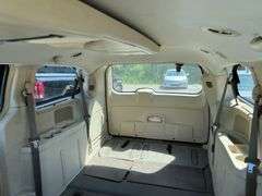 2008 CHRYSLER Town and Country Touring/Signature  2A8HR54P58R693557 VMI-2525-2128-MI