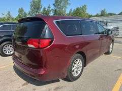 2017  CHRYSLER  Pacifica  Touring