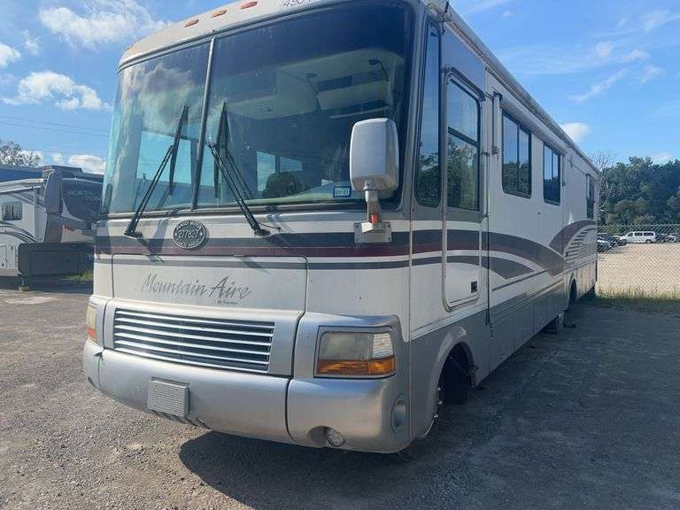 1997 FREIGHTLINER MC Chassis - 4UZAMFAC3VC729955