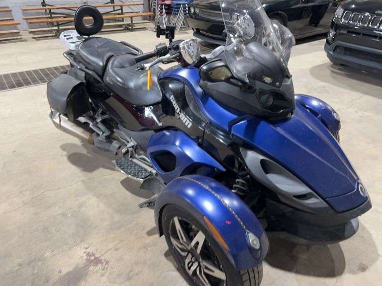 2010 CAN-AM Spyder - 2BXJAUC11AV000181