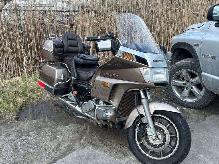 1984 HONDA GL1200 (GOLDWING) I 1HFSC1425EA033830 - Greater Detroit