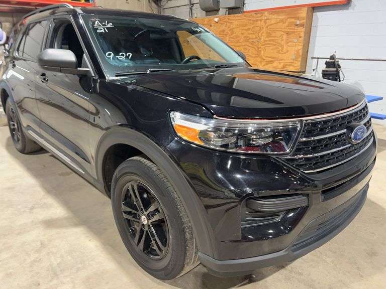 2021 FORD Explorer XLT 1FMSK8DH8MGB23605