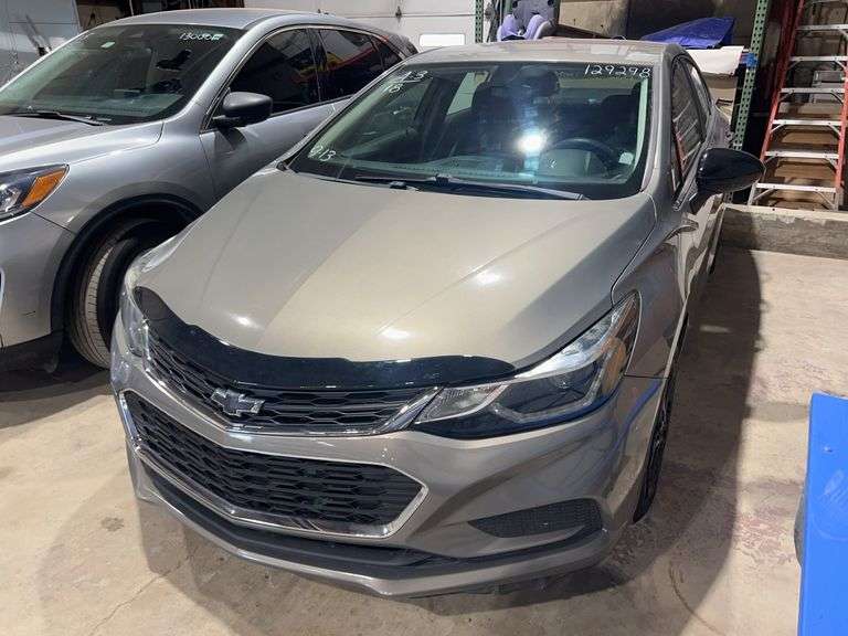 2018 CHEVROLET Cruze LT 1G1BE5SM8J7224268