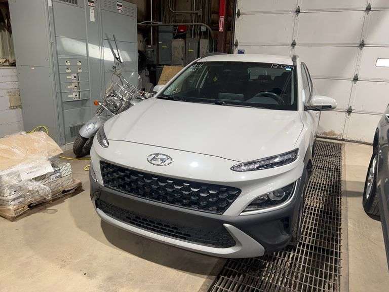 2022 HYUNDAI Kona N Line Base Without FCA, SEL w/o Convenience Pkg KM8K62AB4NU761385